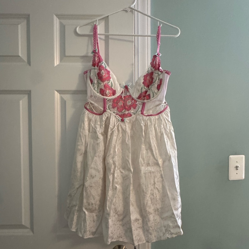 For Love And Lemons Pink and White Floral Chemise